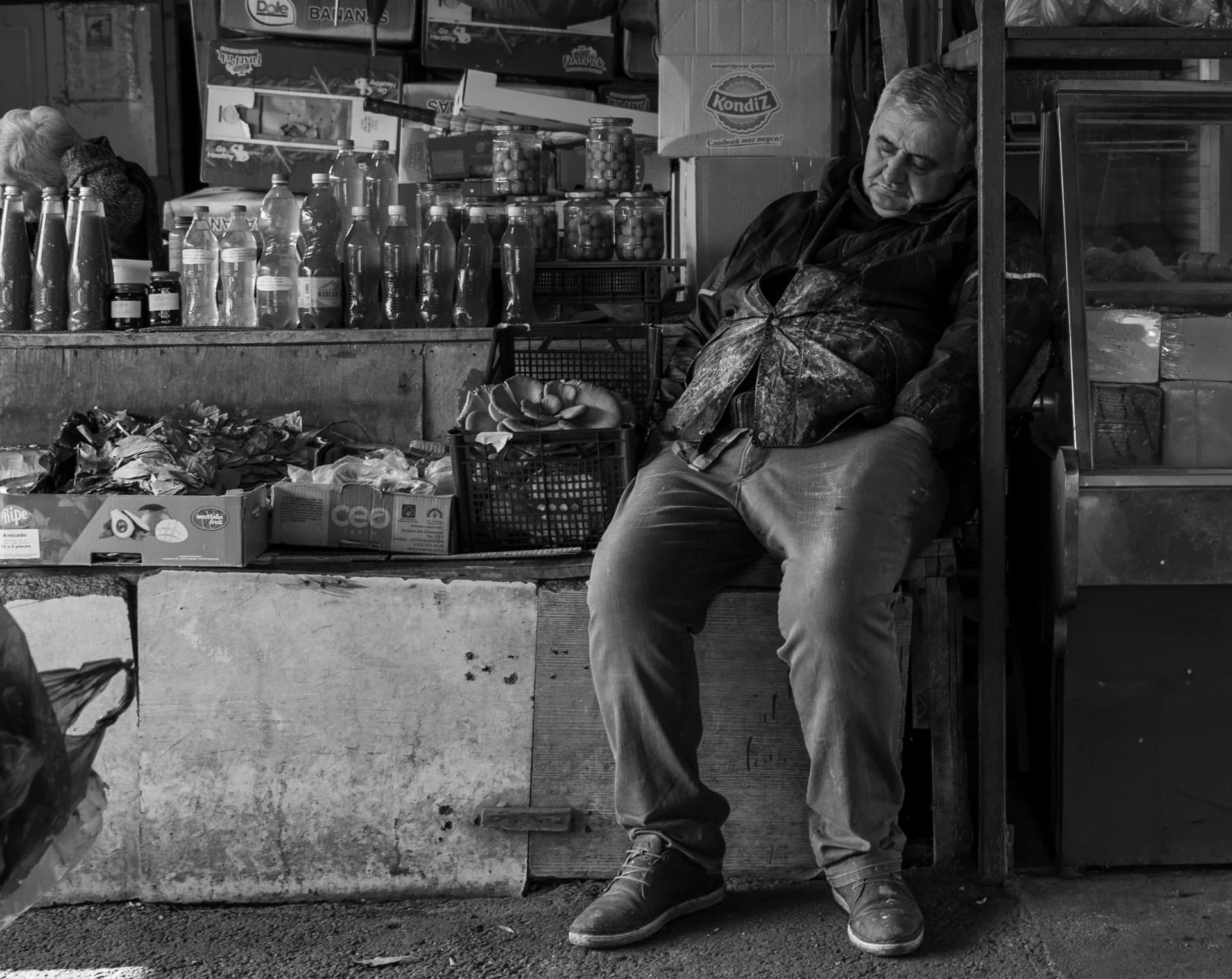 Market Day Slumber