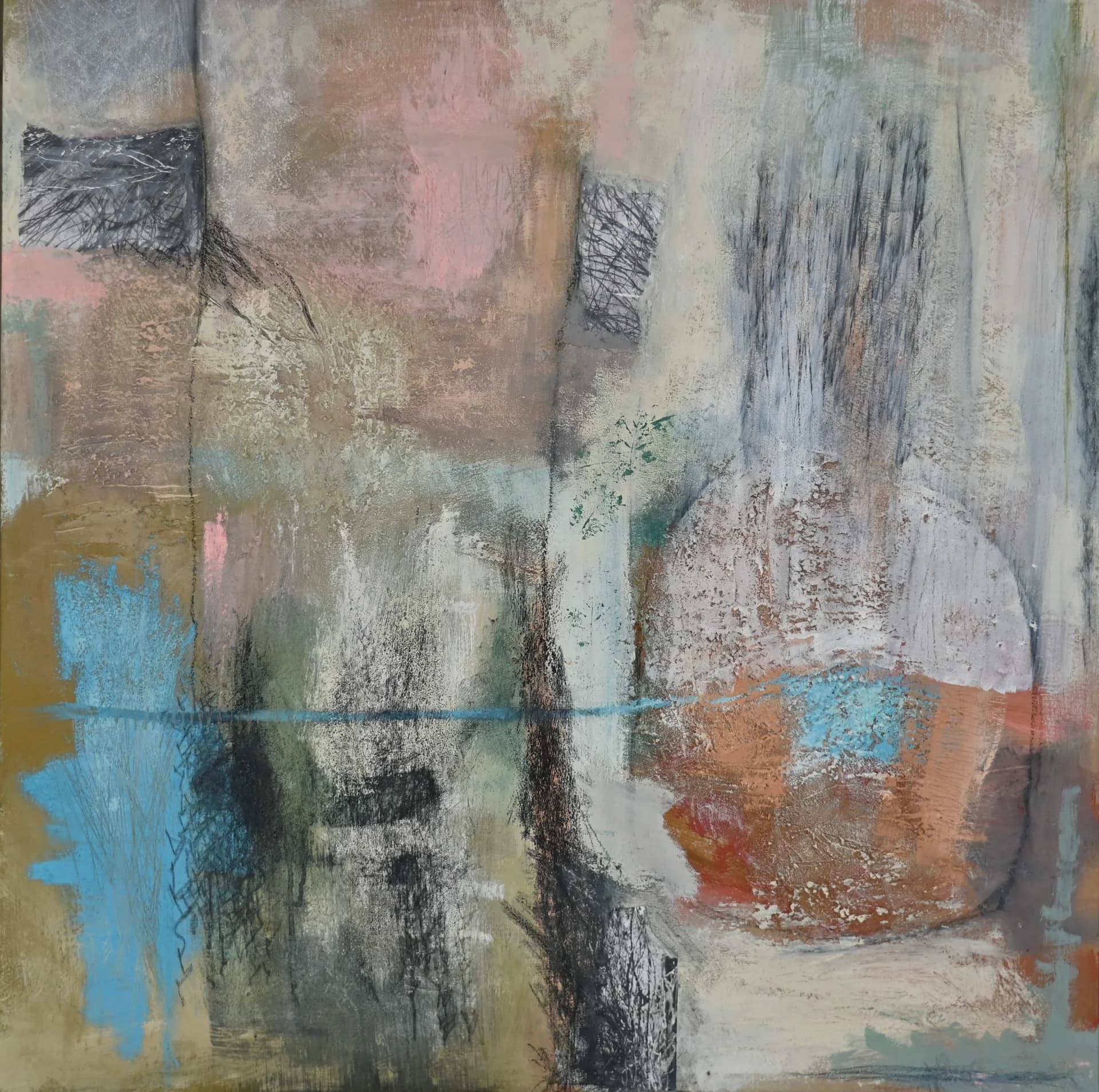 Intervals in Pale Color